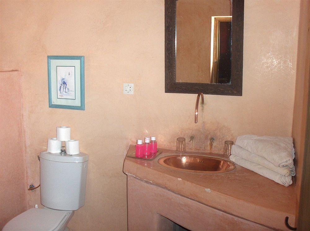 Kasbah Du Peintre Bed & Breakfast Aït Benhaddou Dış mekan fotoğraf