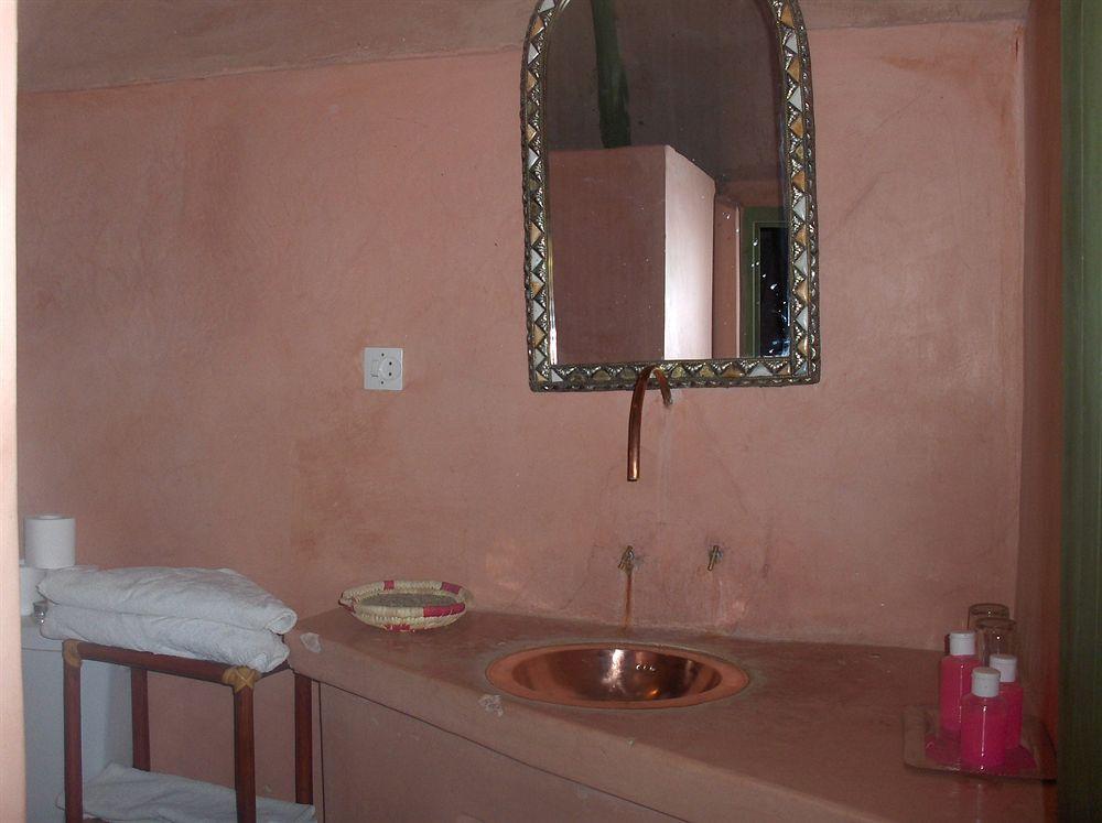 Kasbah Du Peintre Bed & Breakfast Aït Benhaddou Dış mekan fotoğraf