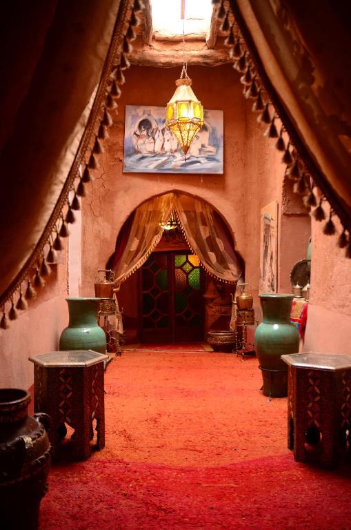 Kasbah Du Peintre Bed & Breakfast Aït Benhaddou Dış mekan fotoğraf