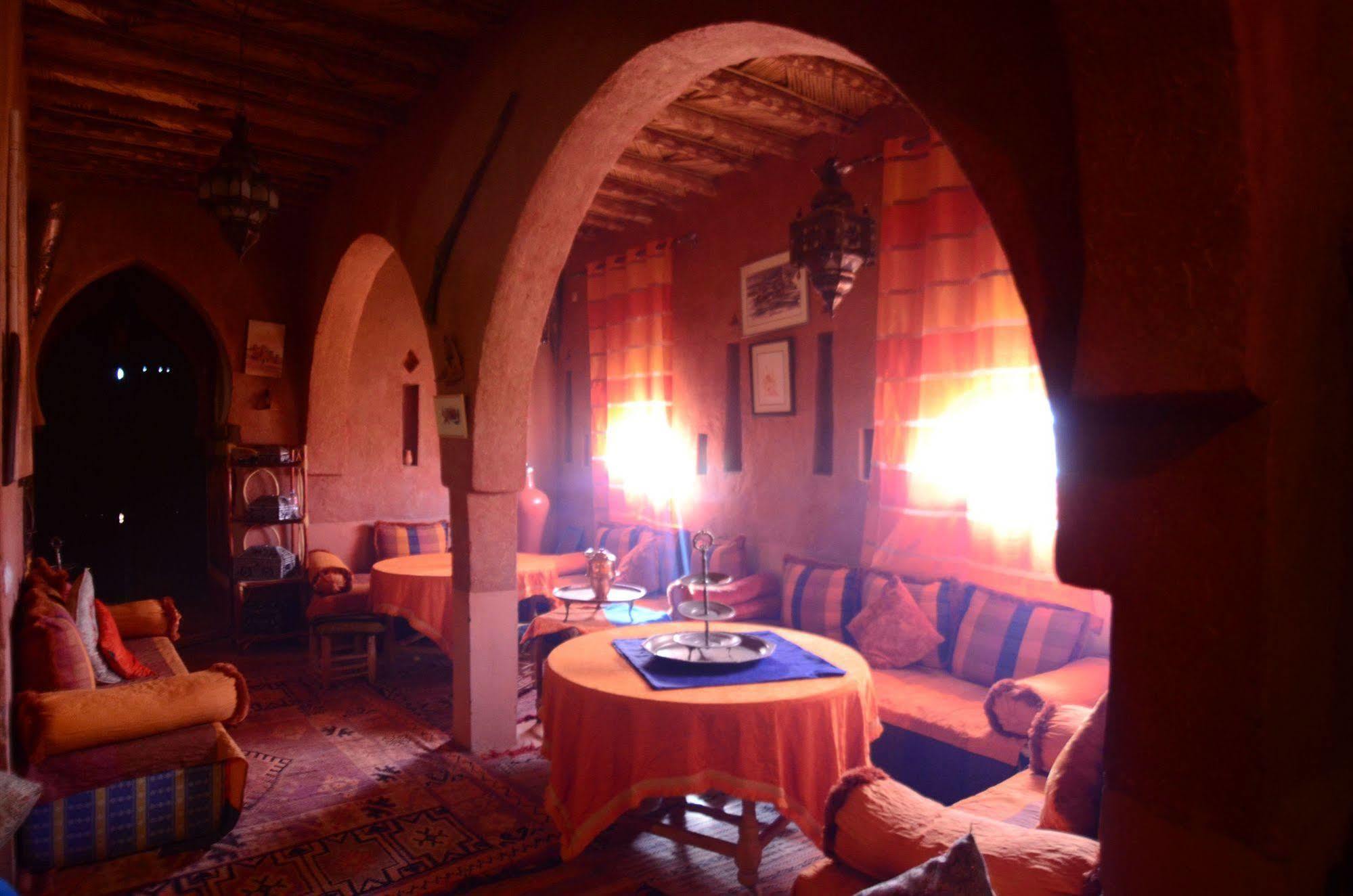 Kasbah Du Peintre Bed & Breakfast Aït Benhaddou Dış mekan fotoğraf