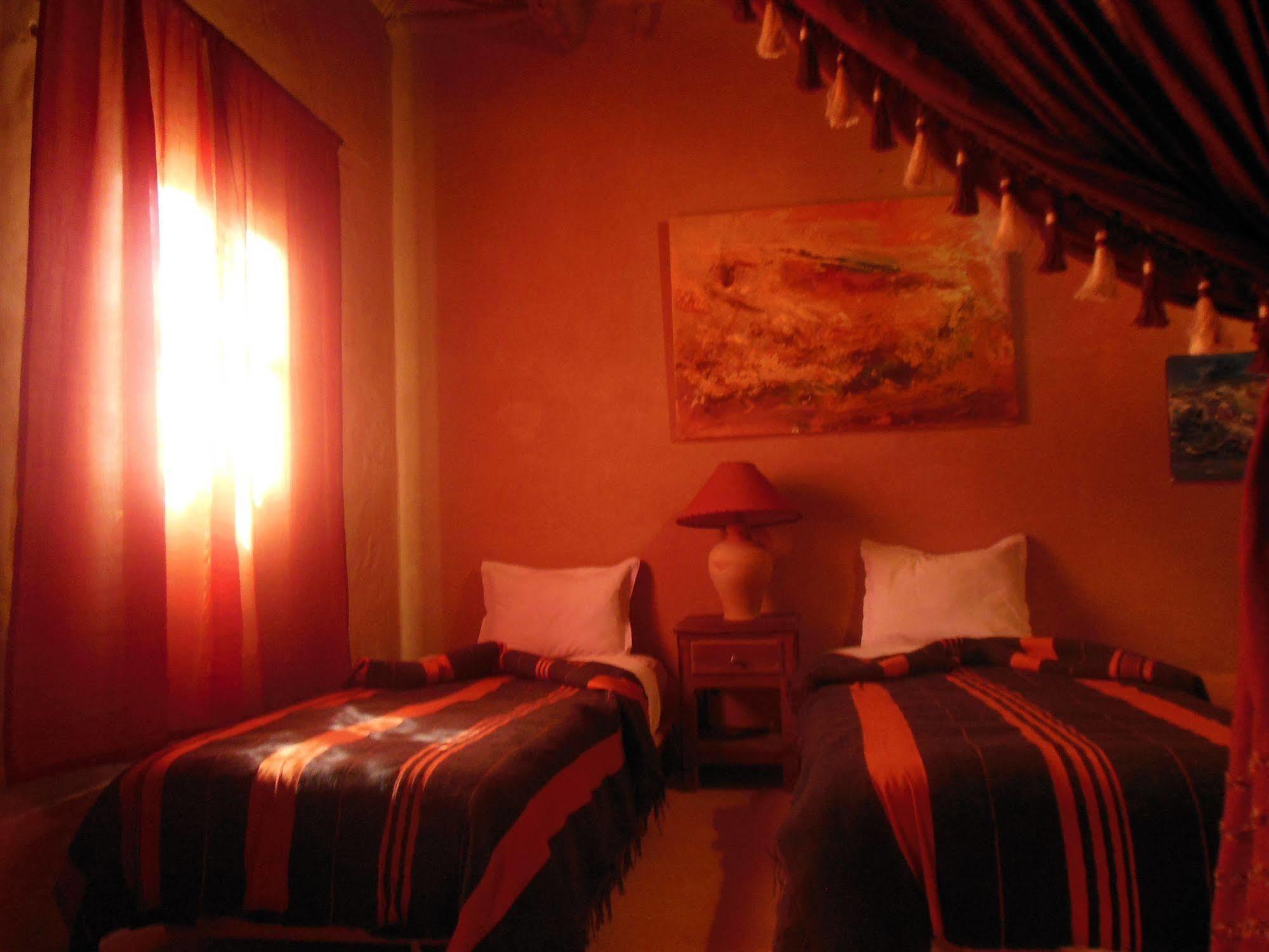 Kasbah Du Peintre Bed & Breakfast Aït Benhaddou Dış mekan fotoğraf