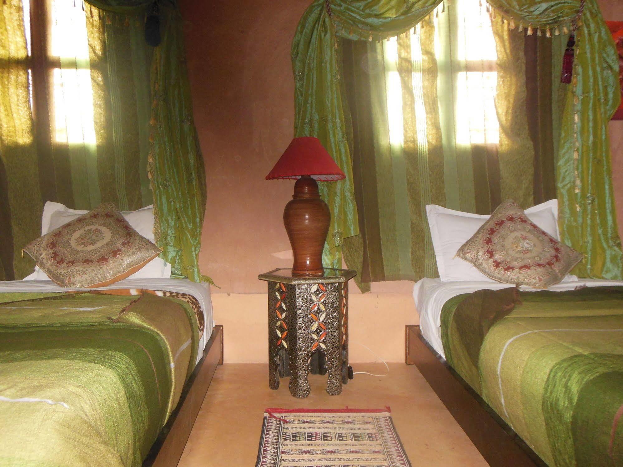Kasbah Du Peintre Bed & Breakfast Aït Benhaddou Dış mekan fotoğraf