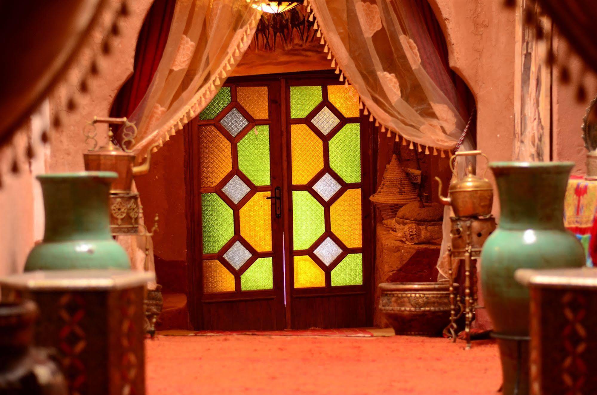 Kasbah Du Peintre Bed & Breakfast Aït Benhaddou Dış mekan fotoğraf