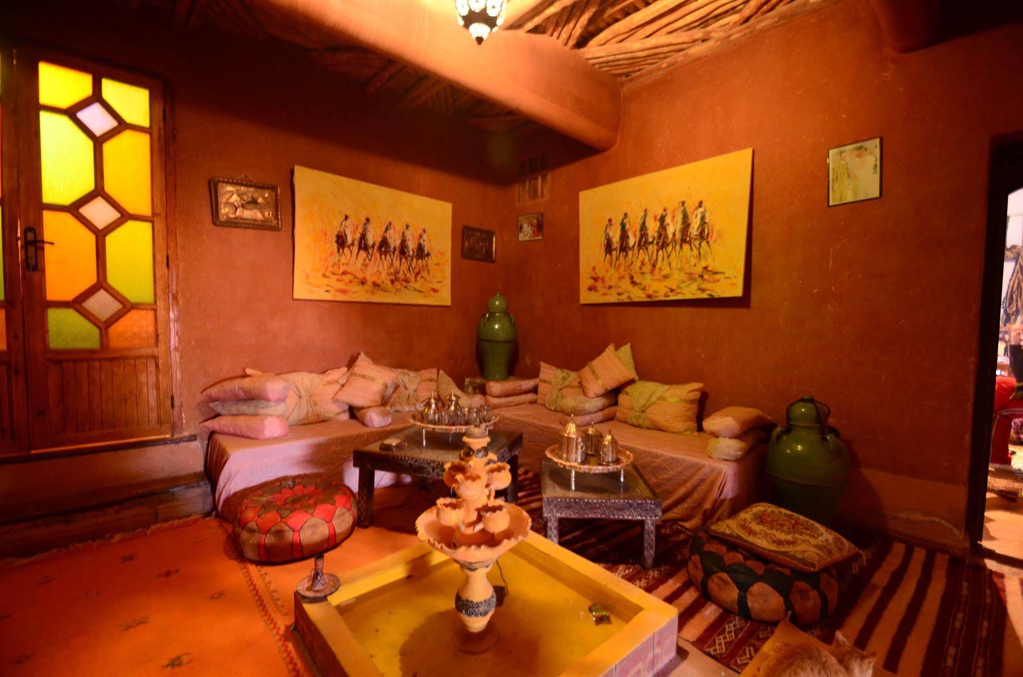 Kasbah Du Peintre Bed & Breakfast Aït Benhaddou Dış mekan fotoğraf